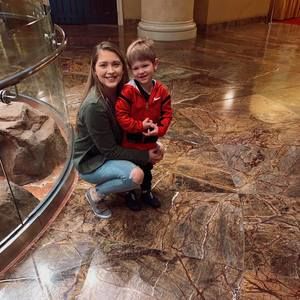 Meet your Posher, Adrienne